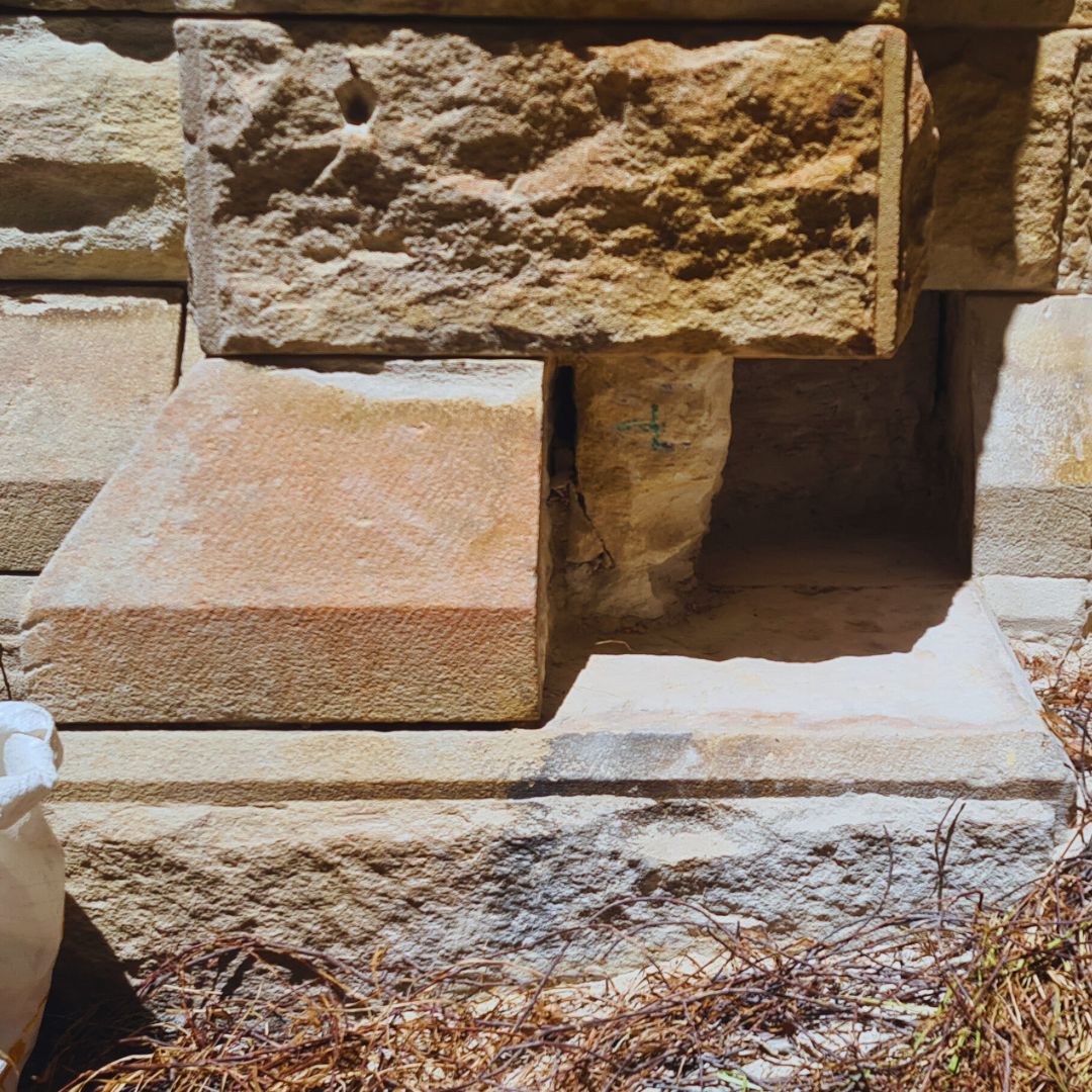 Stonemasonry – stone removal and replacement
